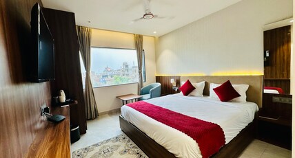 BASERA HOTEL Room Type - Standard Room With City View