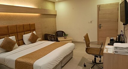 Hotel Horizon Plaza Room Type - Executive Room