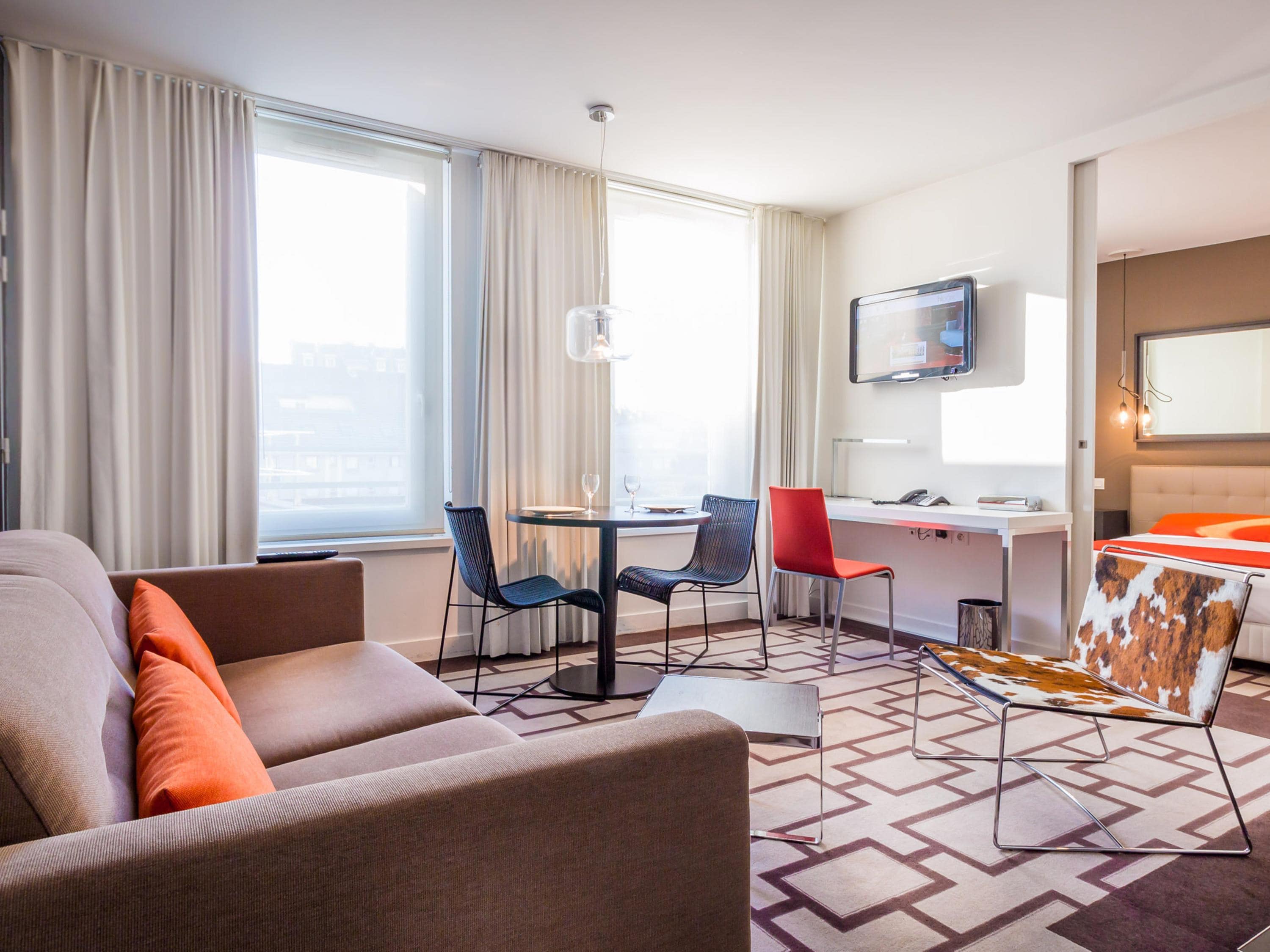 Aparthotel Adagio Grenoble Centre - Tap to explore photos