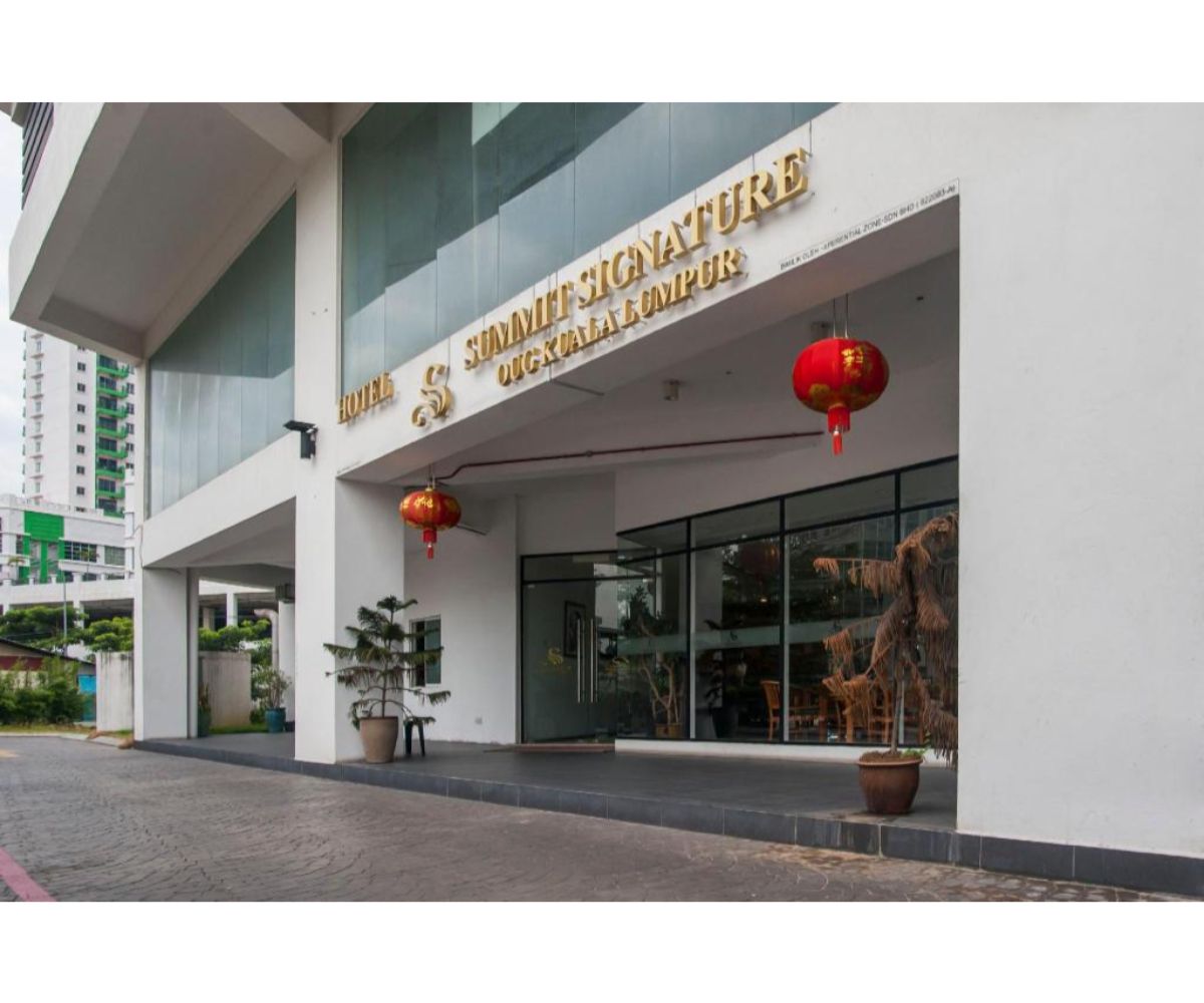 Summit Signature Hotel OUG Kuala Lumpur - Tap to explore photos