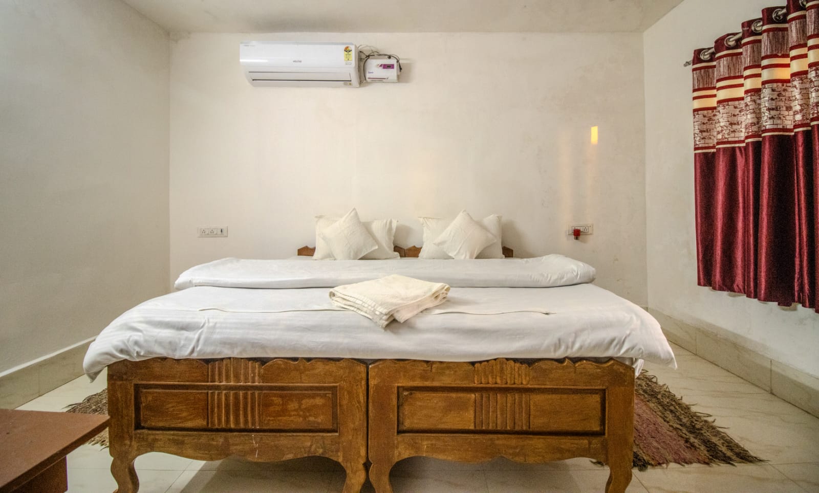 van vihar resort - Tap to explore photos