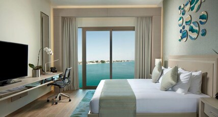Royal M Hotel and Resort Abu Dhabi by Gewan Room Type - Deluxe King Room