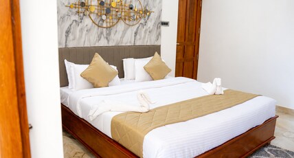 Thamburu Inn by Zennor Room Type - Upper Floor Bedroom with Private Balcony