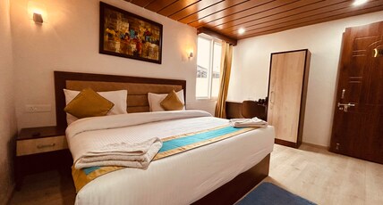 Panchvati Inn,Badrinath ji Room Type - Double Bed Deluxe
