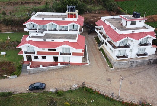 Berry Hills Resort