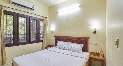 Guruvayoor Resorts Room Type - AC Deluxe