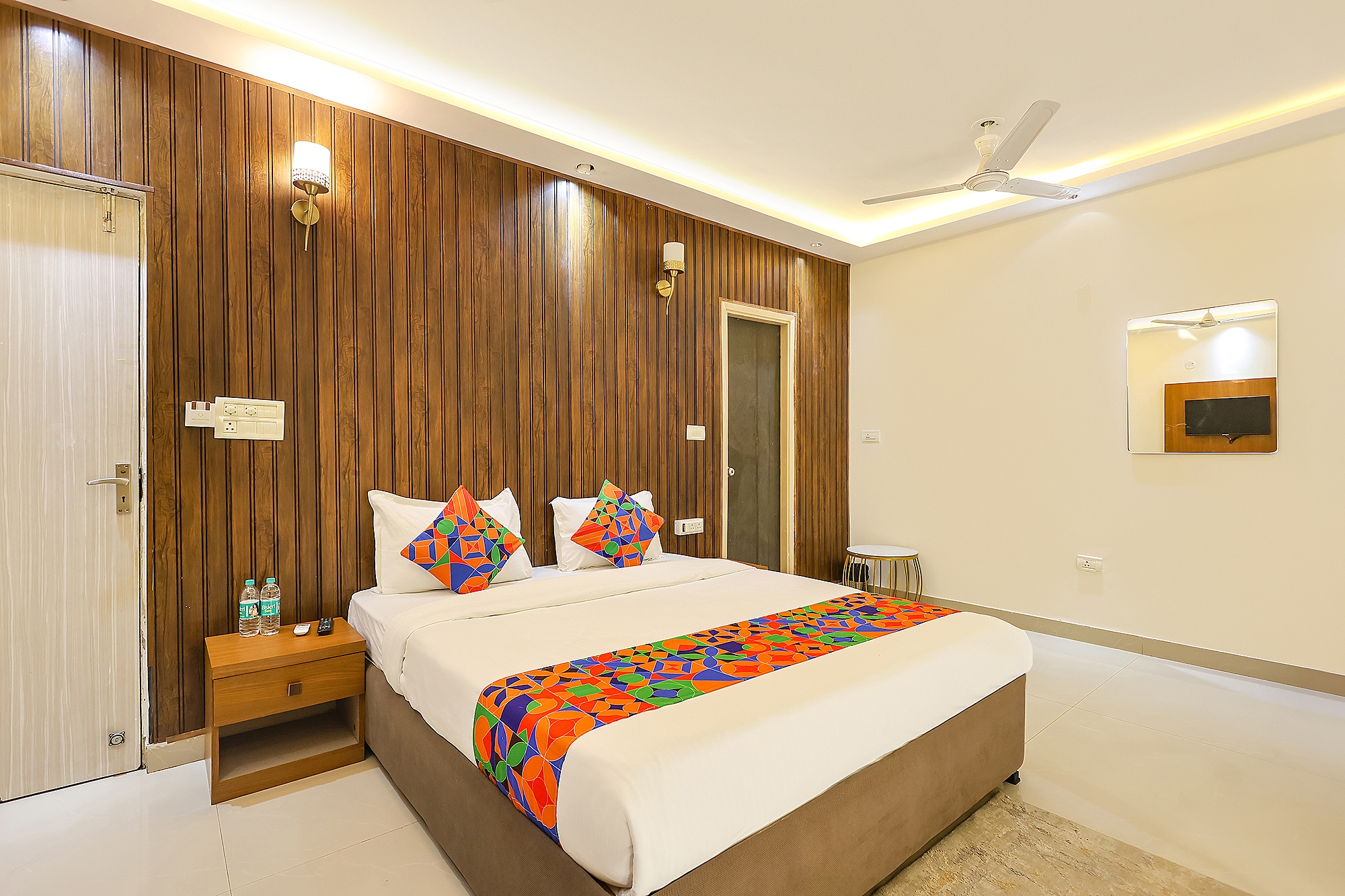 FabHotel Outstay - Tap to explore photos