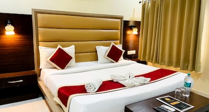 Raj Mahal hotel Luxury Rooms with pool Room Type - DELUXE PRIVATE  COTTAGES WITH POOL VIEW