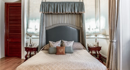 Taj Falaknuma Palace, Hyderabad Room Type - Historical Suite With Gorgeous City View with Balcony, Bathtub and Sitout Taj Falaknuma Palace, Hyderabad Room Type - Historical Suite With Gorgeous City View with Balcony, Bathtub and Sitout