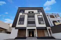 Townhouse Kurnool Bus Terminal Formerly Hotel Lakshmi Pride