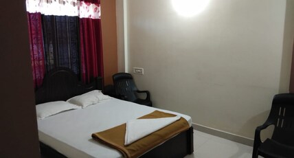 Hosamane Residency Room Type - Deluxe NON AC Room