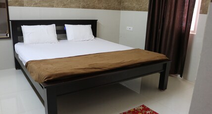 Kutralam Ezhilagam Hotel Room Type - Mavval