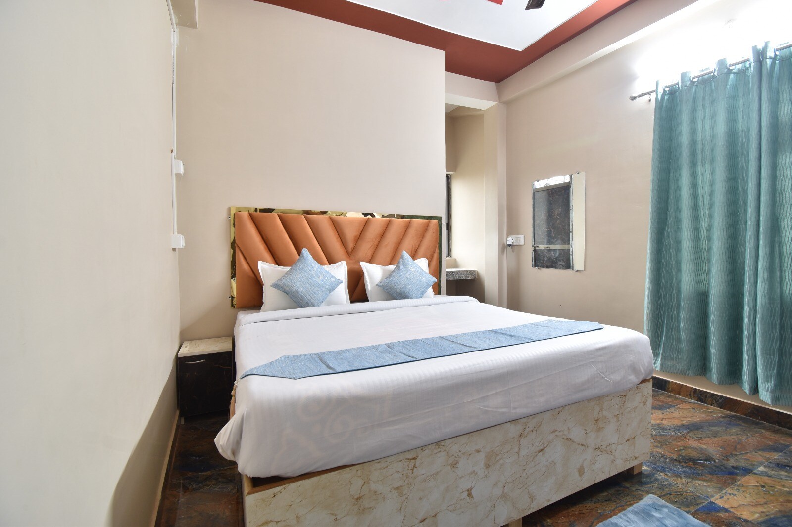 HOTEL RAMAYAN INN - Tap to explore photos