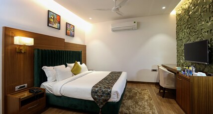 Royal Lalit Grand Hotel Room Type - ROYAL SUITE ROOM