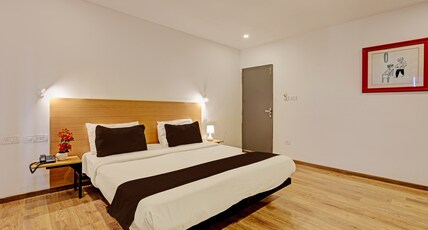 Townhouse Ramamurthy Nagar Formerly Navya International Room Type - Suite