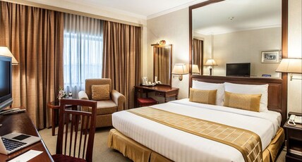 Arnoma Hotel Bangkok Room Type - Superior King Executive