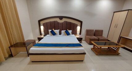 Hotel Vrinda Room Type - SUITE ROOM