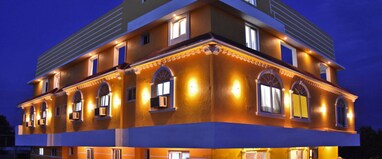 AURA EAST BAY HOTEL