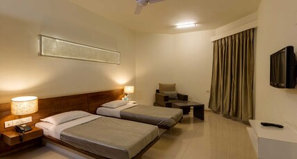 Hotel Maratha Regency Room Type - Deluxe Twin Room Non Ac