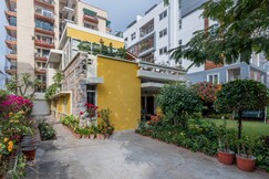 Vines Verandas Spacious Private Bungalow