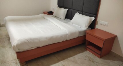 AJ's Arcade Room Type - Super Deluxe Room