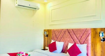 Hotel Majestic Heights Room Type - Deluxe Room With Private Bathroom Hotel Majestic Heights Room Type - Deluxe Room With Private Bathroom
