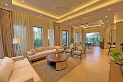 Luxury 4BHK Villa | Pvt Pool | Near Morjim Beach