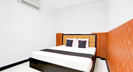 Hotel O Mega Inn Guest House Room Type - Indonesia Deluxe Double Hotel O Mega Inn Guest House Room Type - Indonesia Deluxe Double