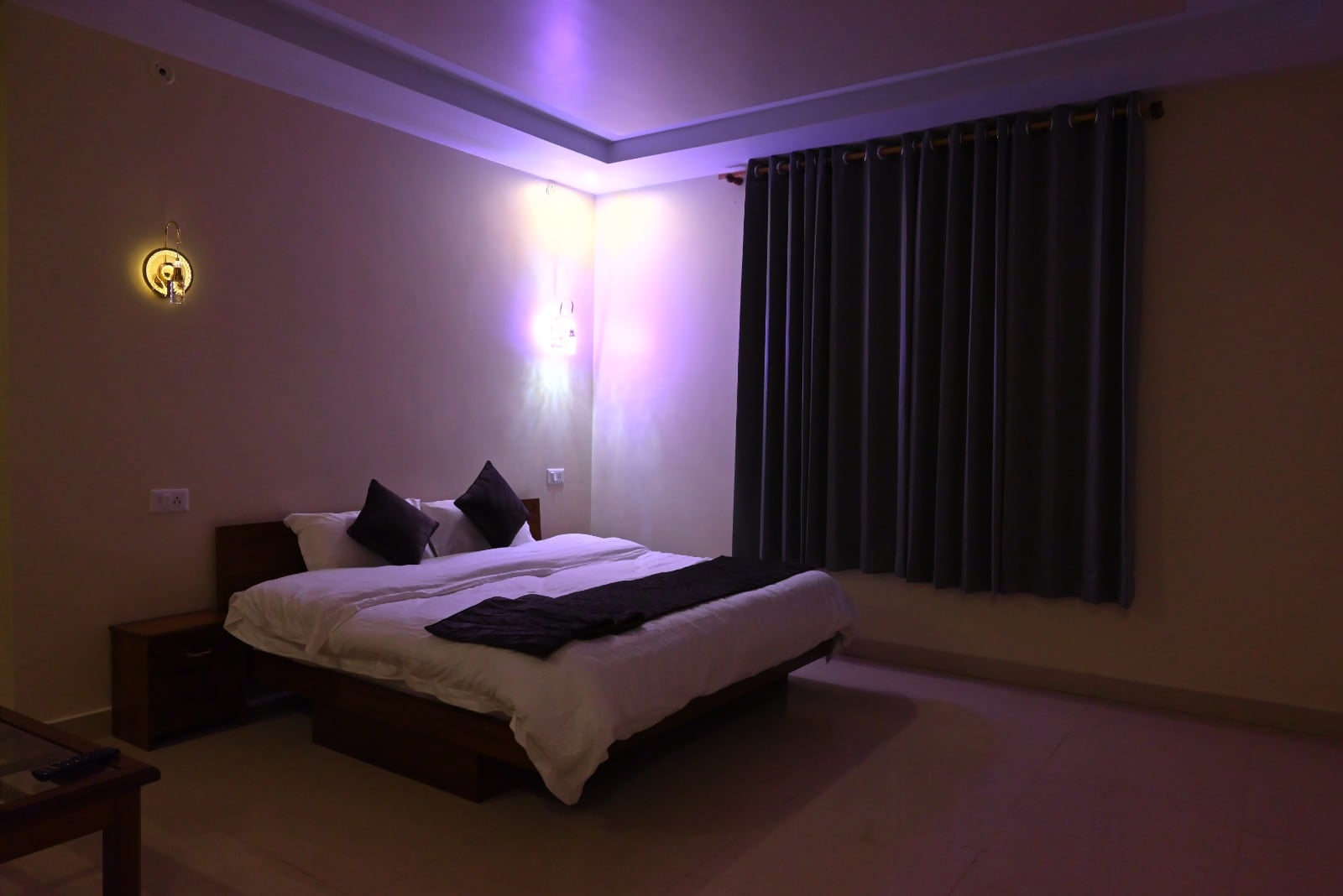HOTEL GOLJU REGENCY - Tap to explore photos