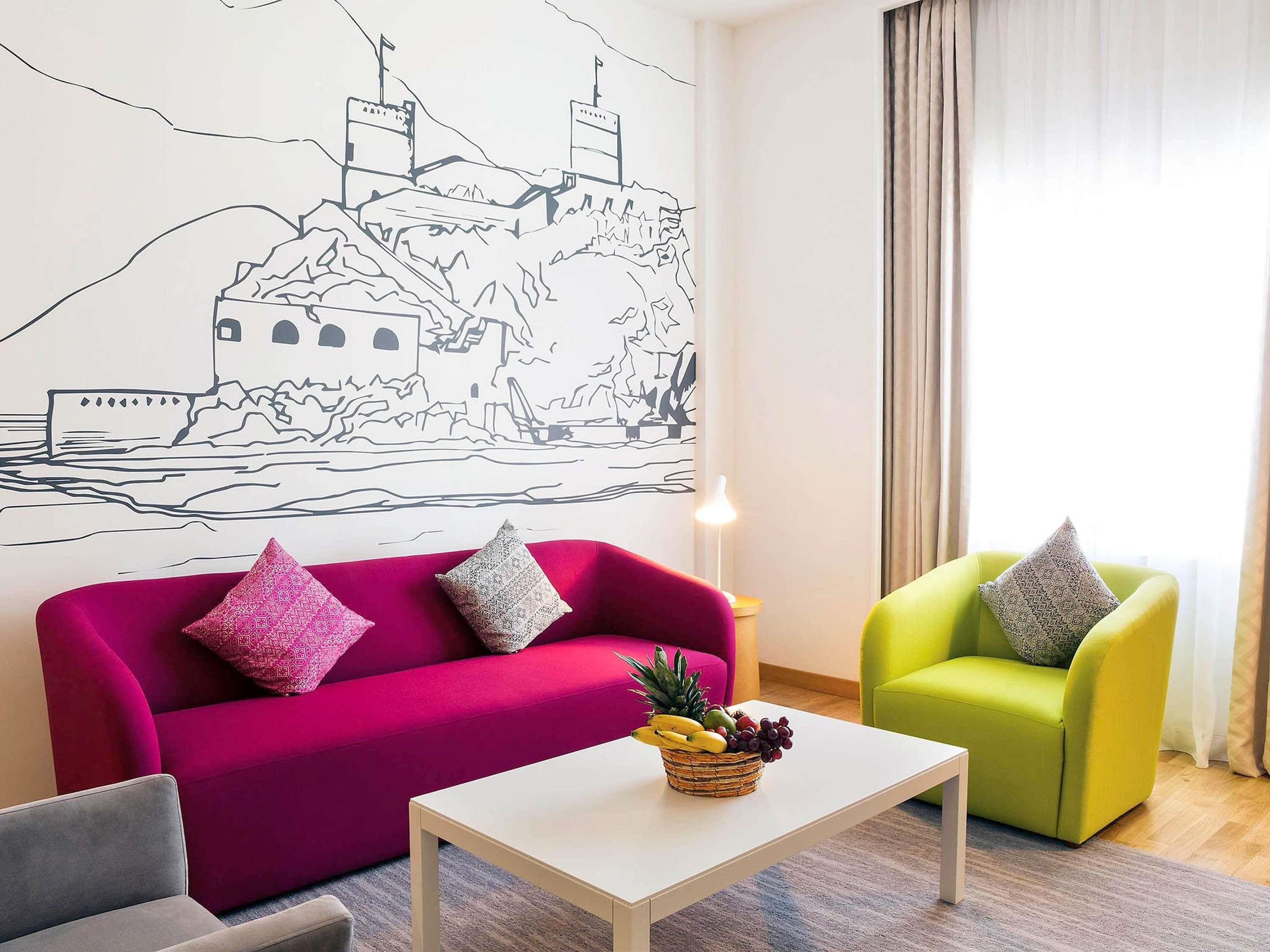 Mercure Sohar - Tap to explore photos