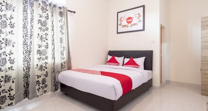 Capital O 873 Kamani Homestay Syariah Room Type - Indonesia Suite Double