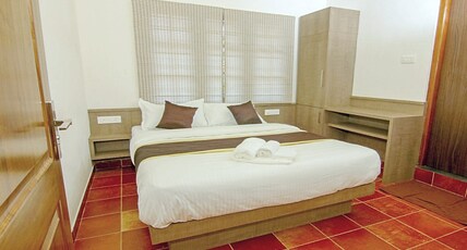 Dakshin Ghats Room Type - Comfort Rooms (Shared Living Area)