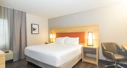 Candlewood Suites NEW BERN, an IHG hotel Room Type - 1 King 1 Bedroom Suite Sofa Bed