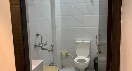 LE LEISURE - CIVIL LINES Room Type - EXECUTIVE ROOMS