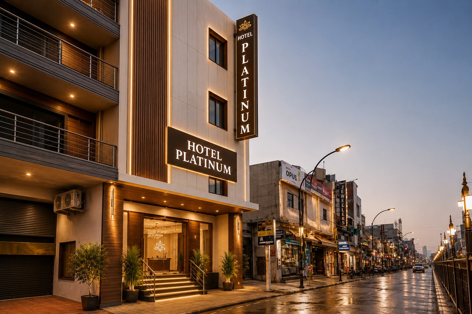 Hotel Platinum - Tap to explore photos