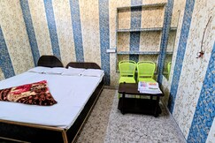 Radha Krishna Niwas | 4 Min Walk Kashi Vishwanath