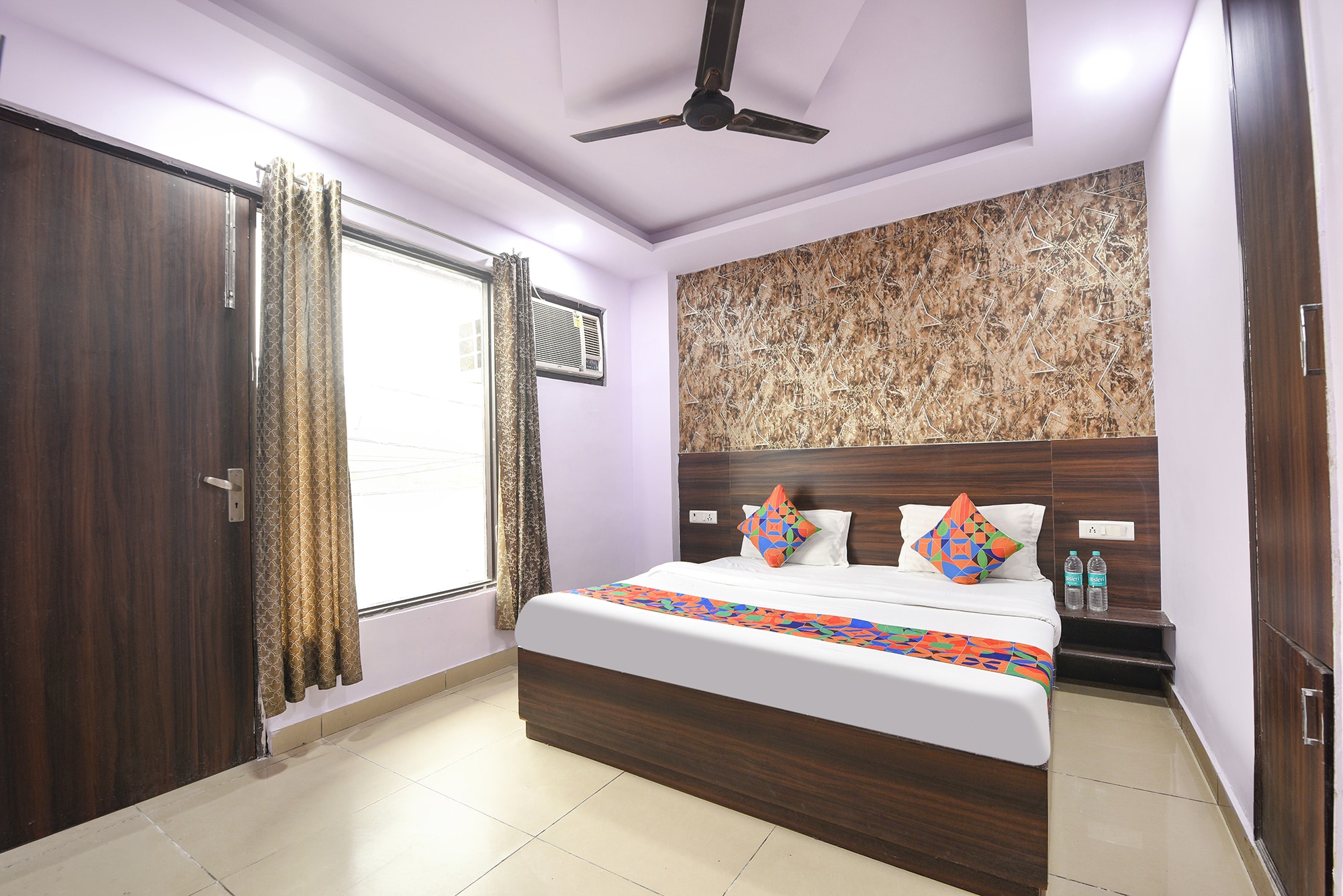 FabHotel Snereya - Tap to explore photos