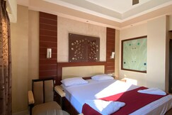 Rooms of Maya Residency