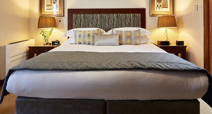 Cheval Knightsbridge Room Type - Deluxe Two Bedroom Garden Villa