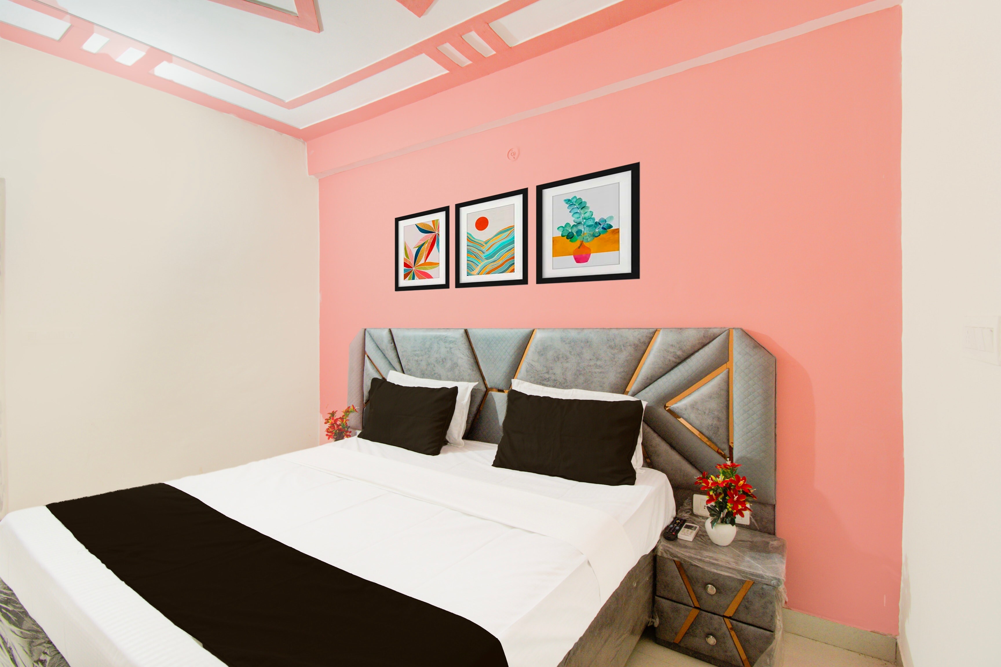 Hotel O JIGAR - Tap to explore photos