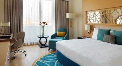 Dubai Marriott Hotel Al Jaddaf Room Type - Deluxe, Guest room, 1 King