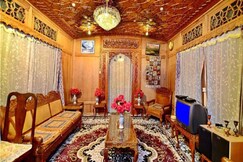 Umbrella Group of Houseboat