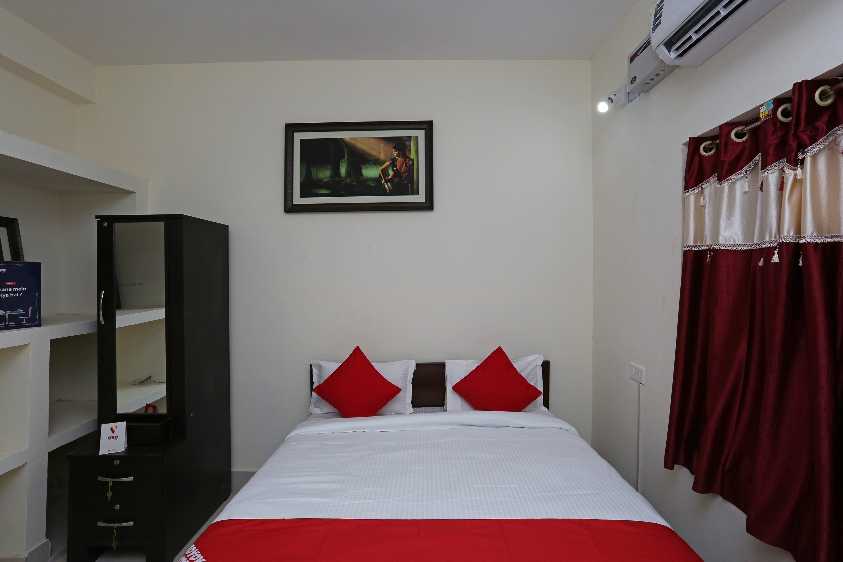 Hotel O Grand Paradise Guest House - Tap to explore photos