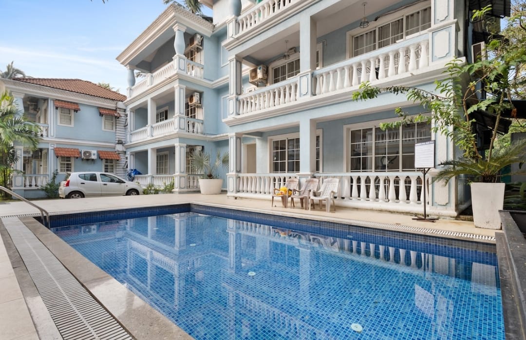 Luxury 4 bedroom villa with pool near Uddo beach - Tap to explore photos