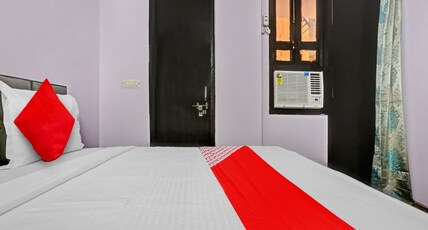 Hotel O Premium Rooms Room Type - Classic