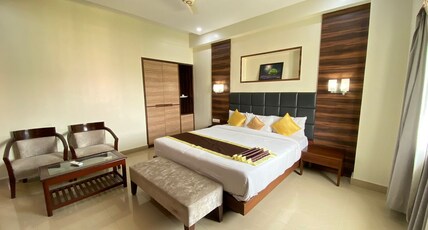 Hotel Nakshatra Room Type - Corporate Club