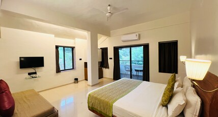 YASH RESORT Room Type - Executive Room With Balcony