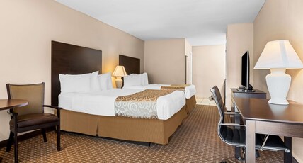 Best Western Forest Inn Room Type - Accessible - 2 Queen, Mobility Accessible, Bathtub, Microwave And Refrigerator, Wi-Fi, Non-Smoking Best Western Forest Inn Room Type - Accessible - 2 Queen, Mobility Accessible, Bathtub, Microwave And Refrigerator, Wi-Fi, Non-Smoking