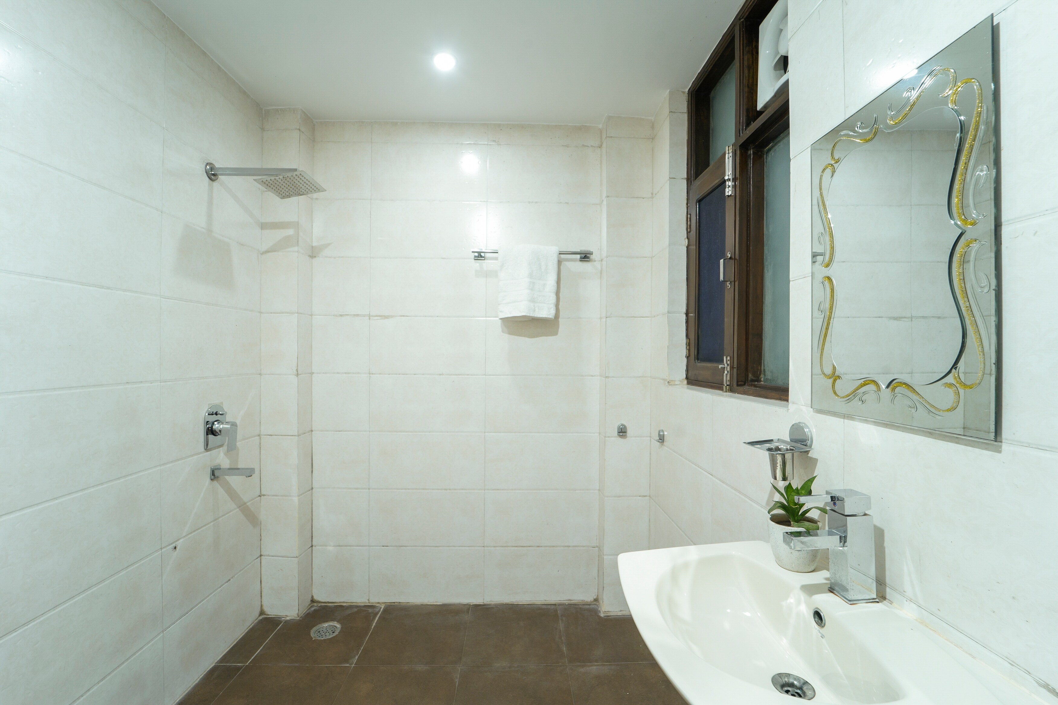 Chandler 3 BHK Villa - Tap to explore photos