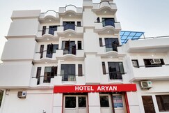 Aryan Hotel
